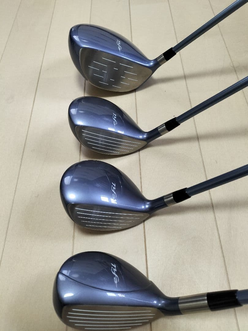 ミズノ　efil レディース ゴルフクラブ10本セット　キャディーバッグ付