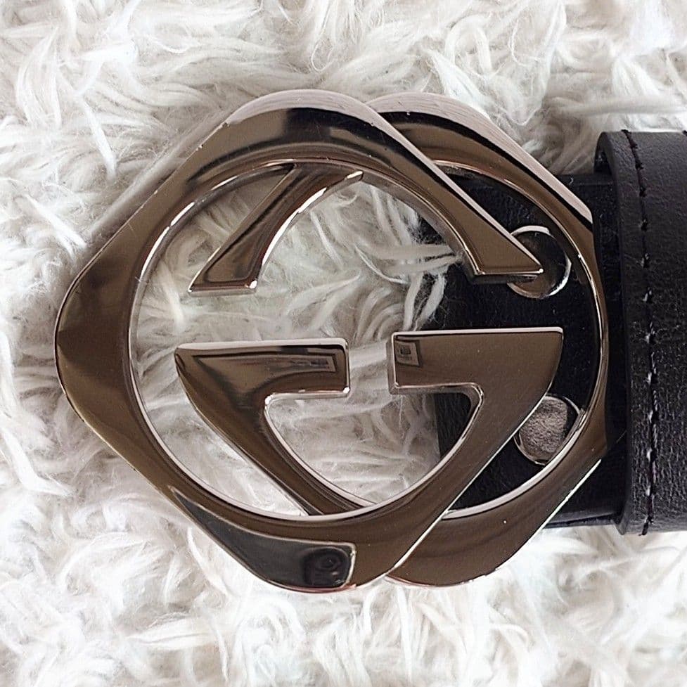 グッチ インターロッキング シルバー バックル ベルト 黒 メンズ レザー