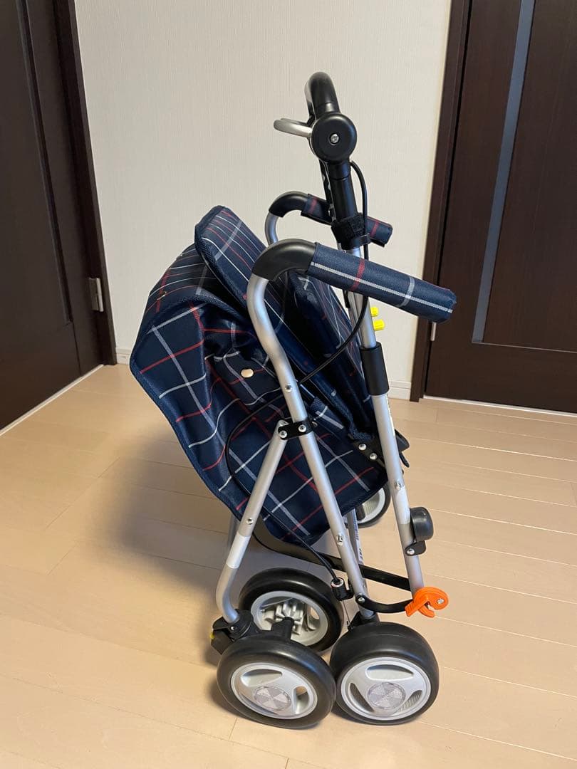 幸和製作所　シルバーカー　歩行器ネイビーチェック