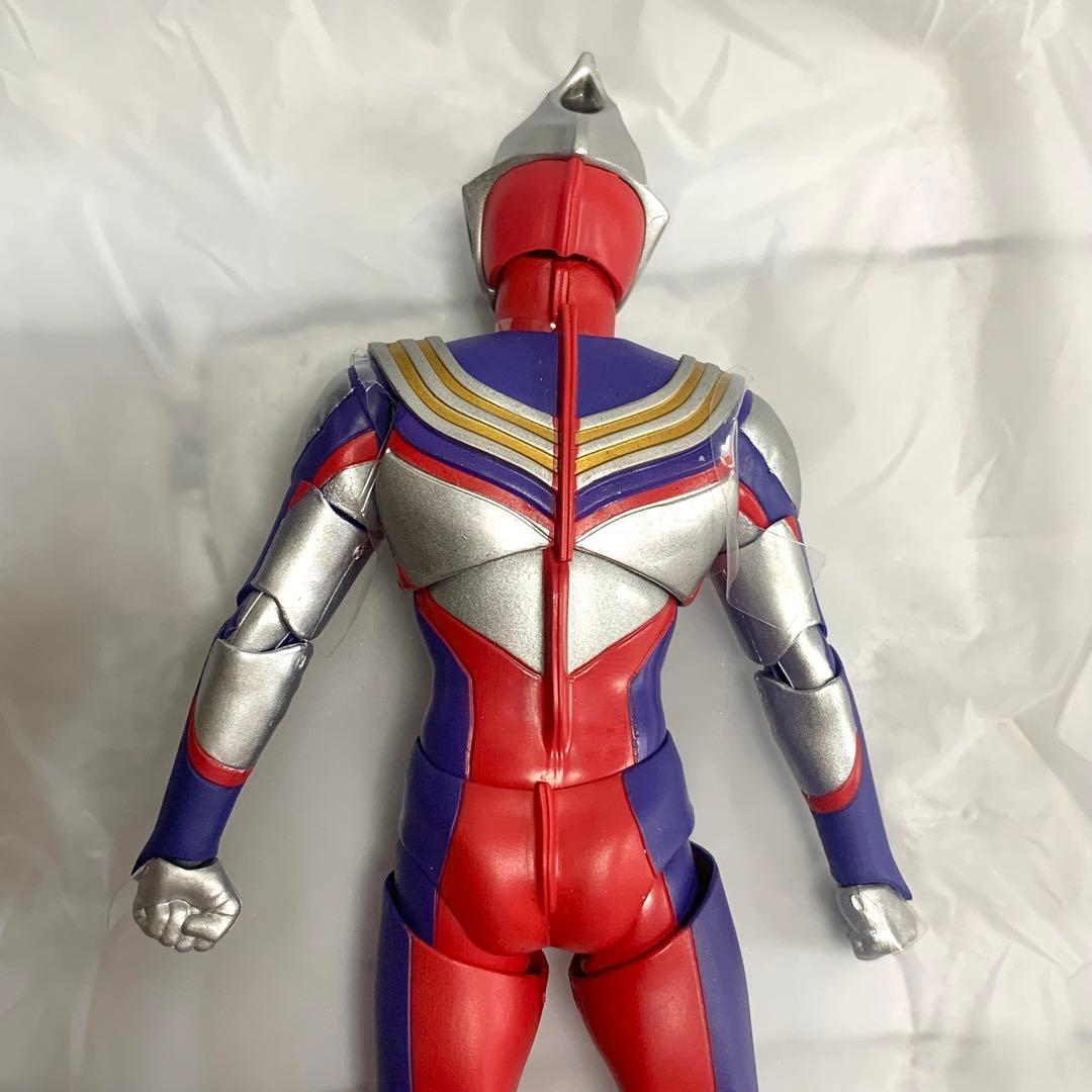 【極美品】S.H.Figuarts 真骨彫製法 ウルトラマンティガ マルチタイプ