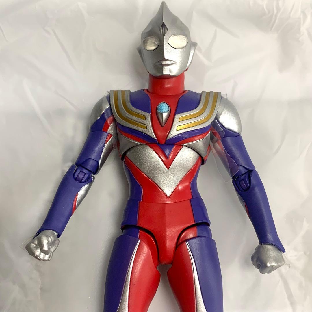 【極美品】S.H.Figuarts 真骨彫製法 ウルトラマンティガ マルチタイプ