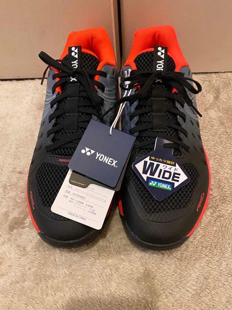 美品YONEX エアラスダッシュ4ワイド テニスシューズ ブラック 25.5 黒