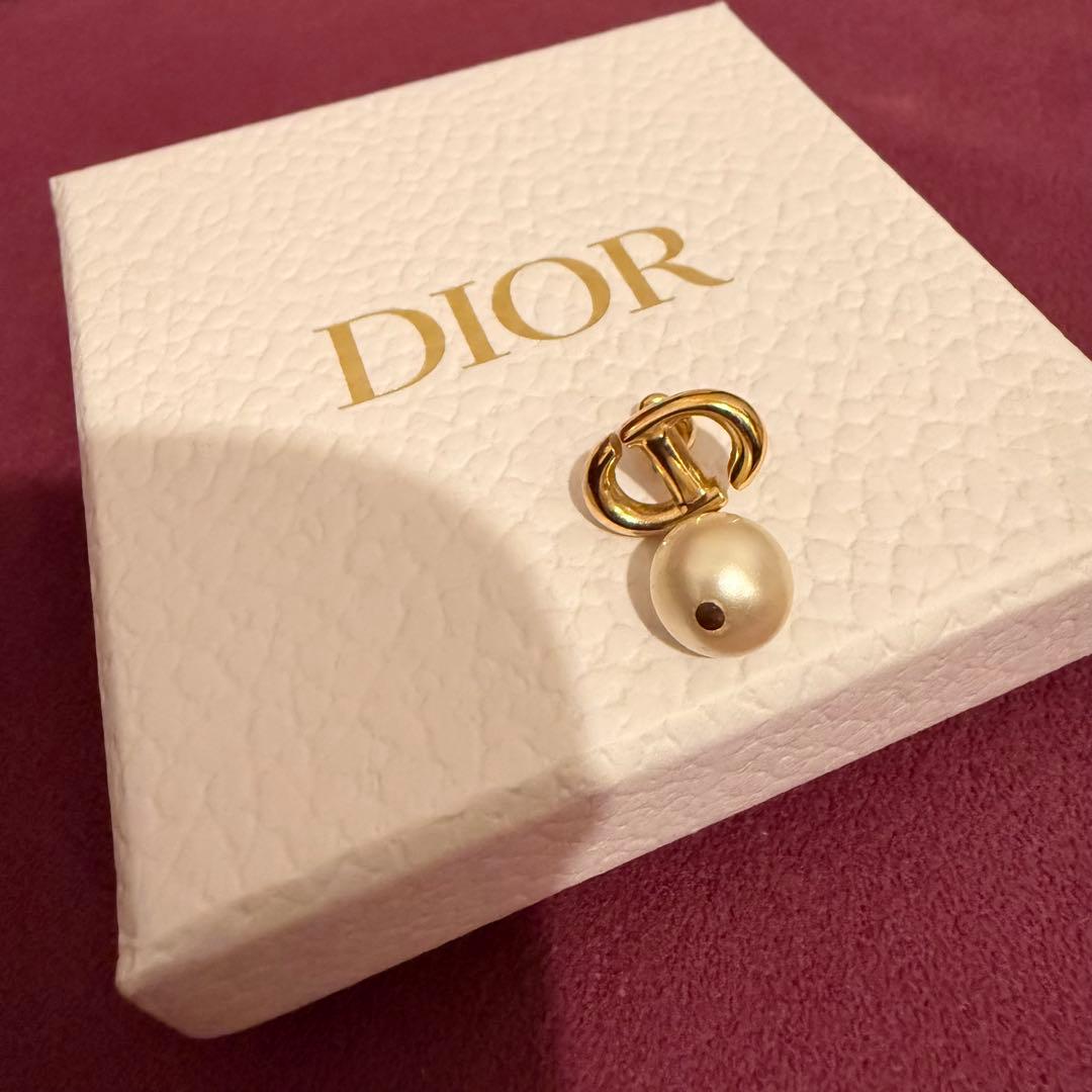Dior CDnavy ゴールドパールピアス　片耳のみ