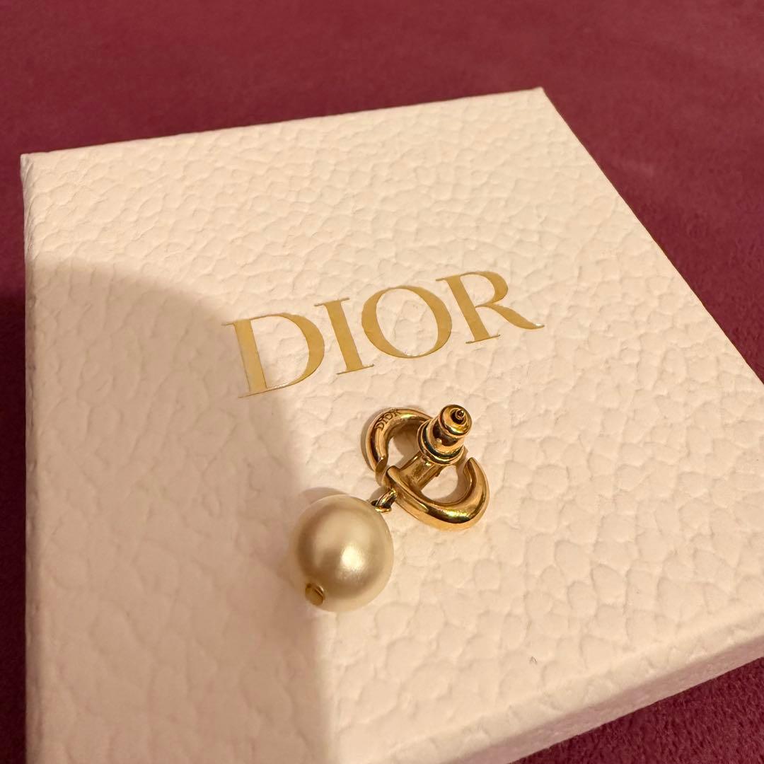 Dior CDnavy ゴールドパールピアス　片耳のみ