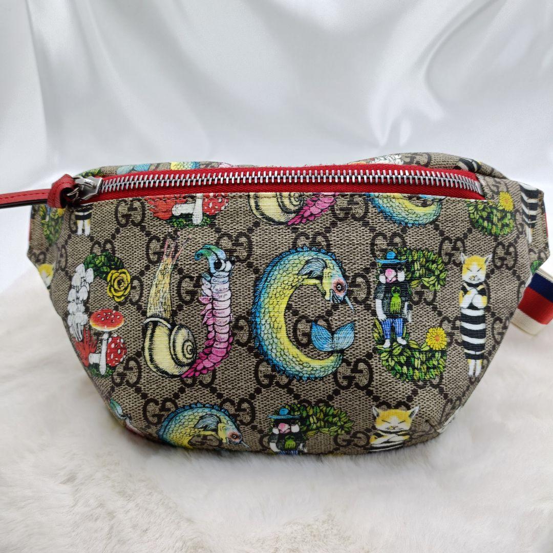 美品 GUCCI グッチ ウエストバッグ ヒグチユウコ GGスプリーム