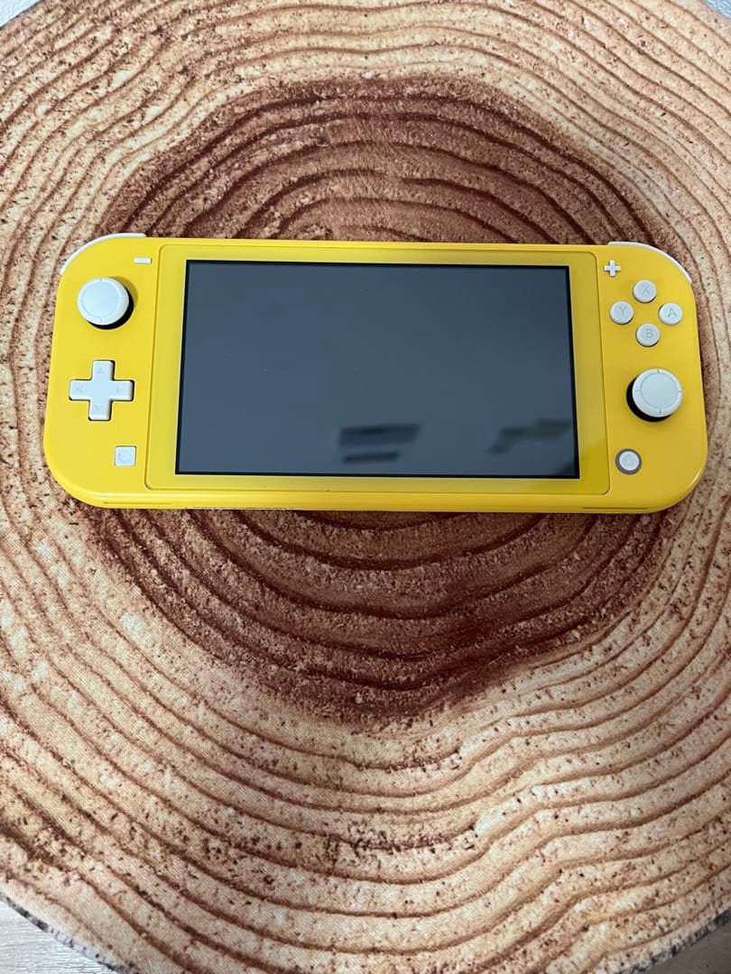 Nintendo Switch Lite イエロー　本体　箱なし