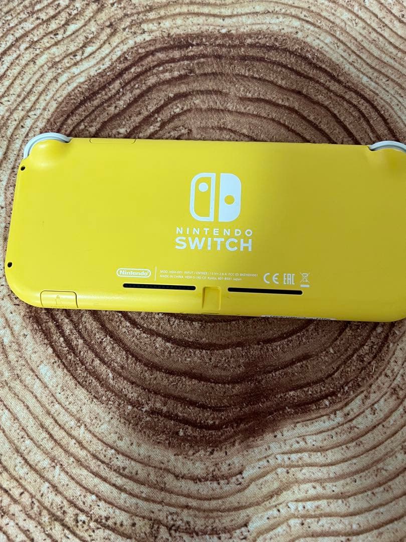Nintendo Switch Lite イエロー　本体　箱なし