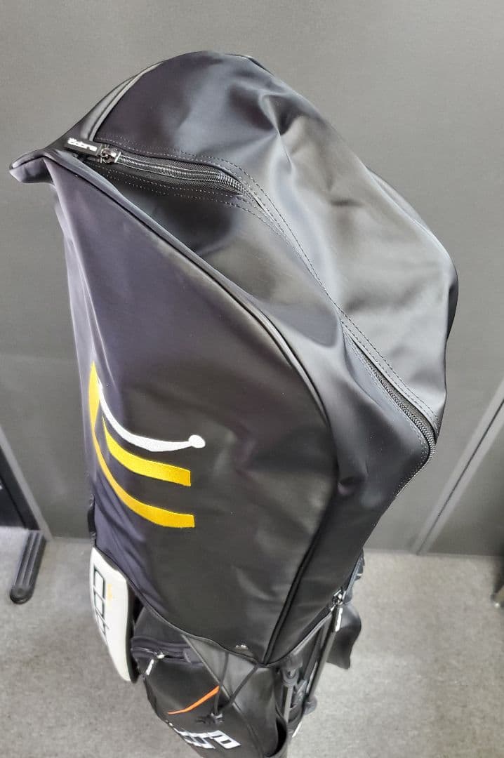 Cobra Vessel キャディバッグ 黒/黄