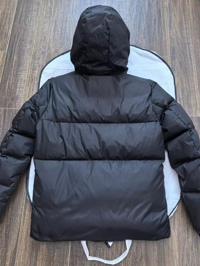 ブラックダウンジャケット