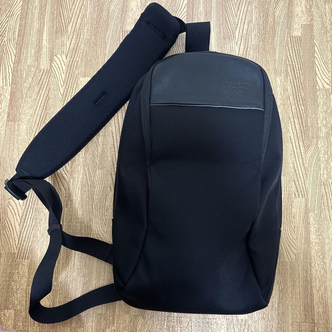 THE NORTH FACE ROAMER SLING BLACK スリング