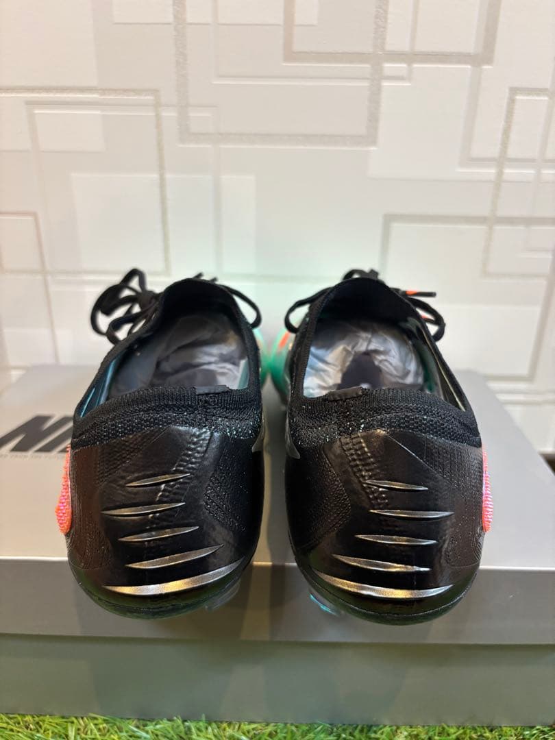 新品未使用‼️ ナイキ ファントム 6 LOW エリート LE FG 26センチ