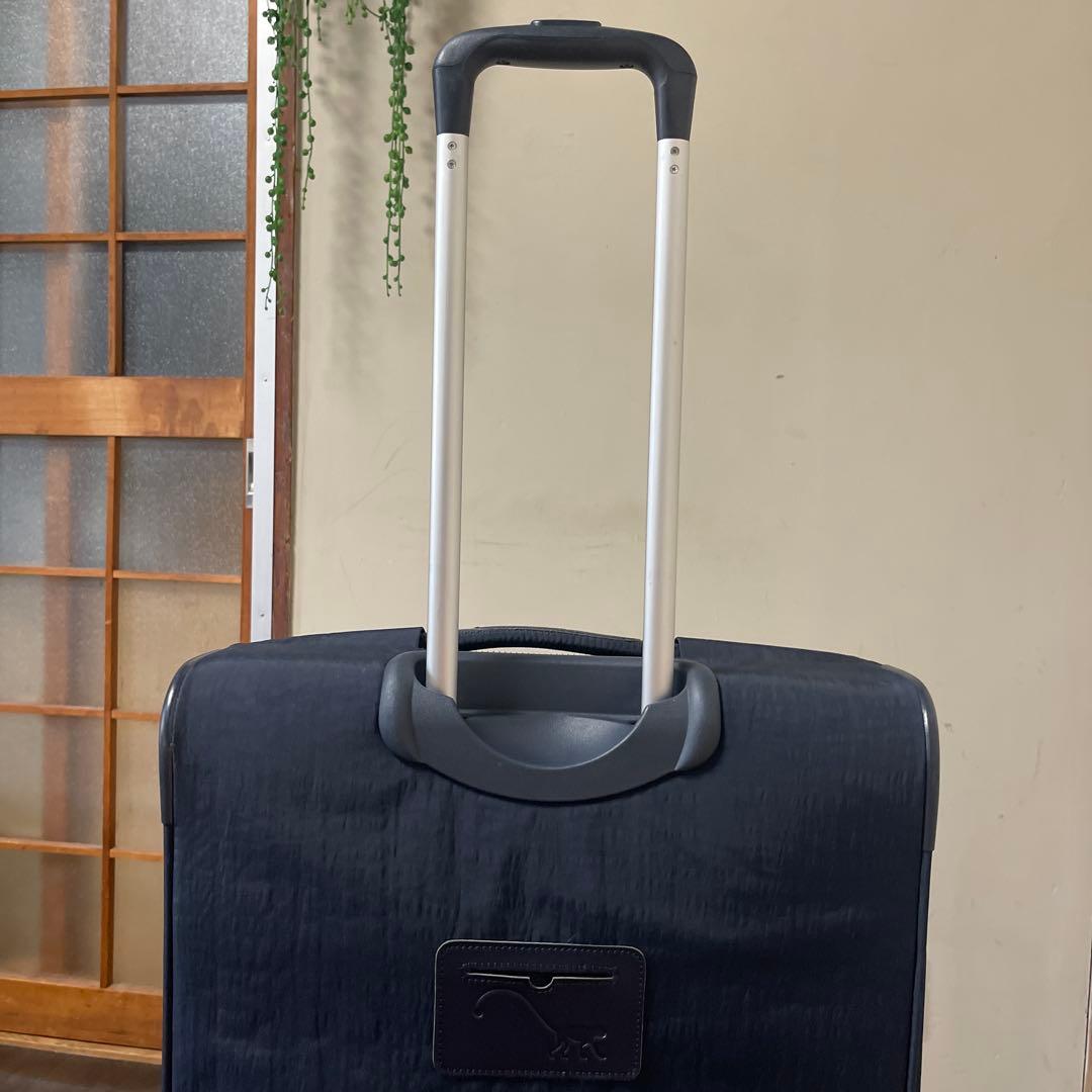 スパーセール今日まで‼️Kipling ニューユーリスピンエム キャリーケース