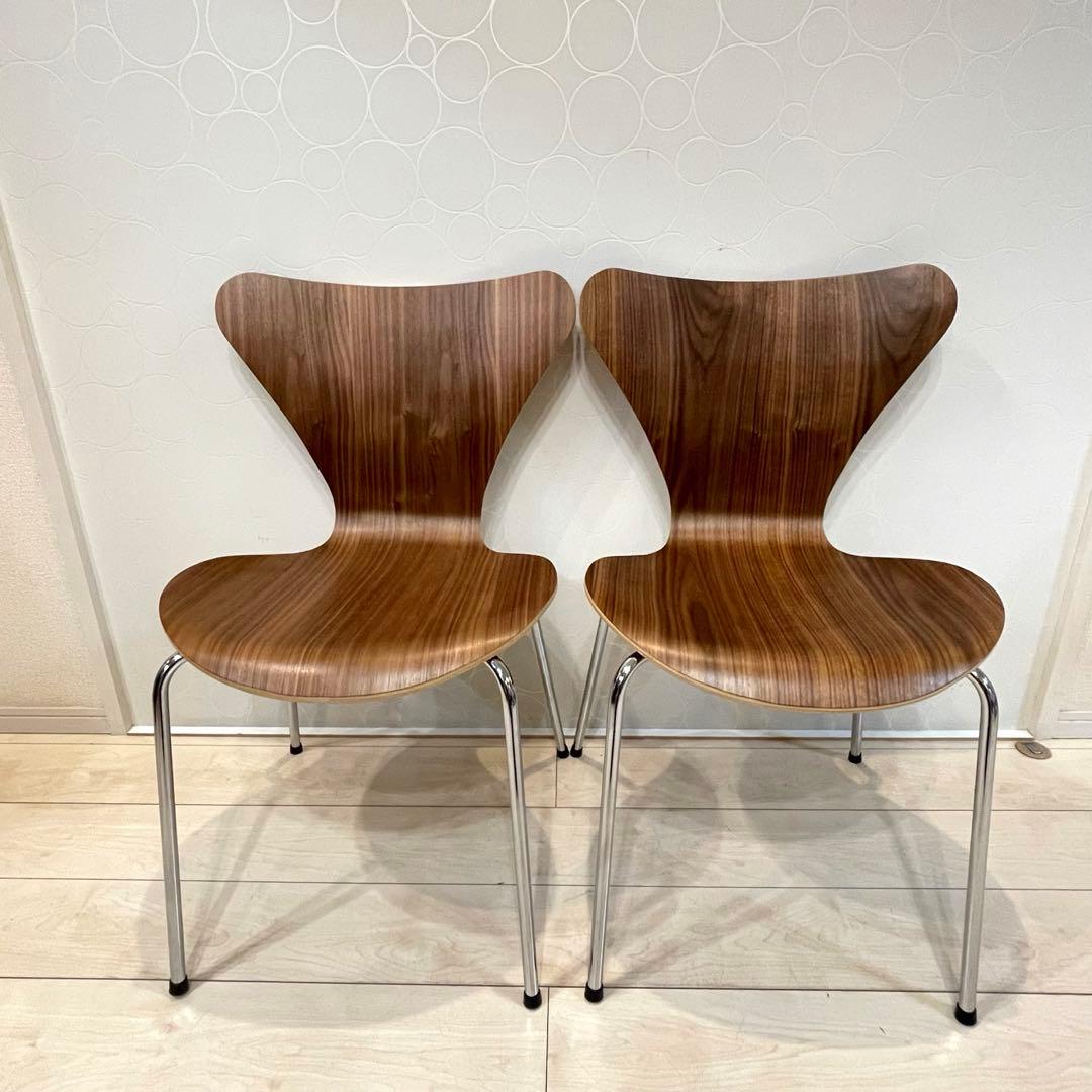 美品 セブンチェア リプロダクト 2脚セット プライウッドチェア スタッキング