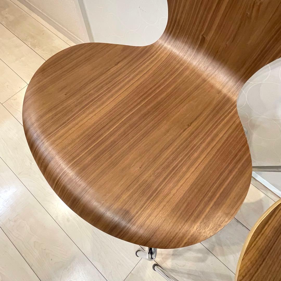 美品 セブンチェア リプロダクト 2脚セット プライウッドチェア スタッキング