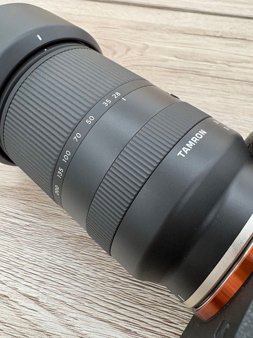 TAMRON 28-200mm ズームレンズ