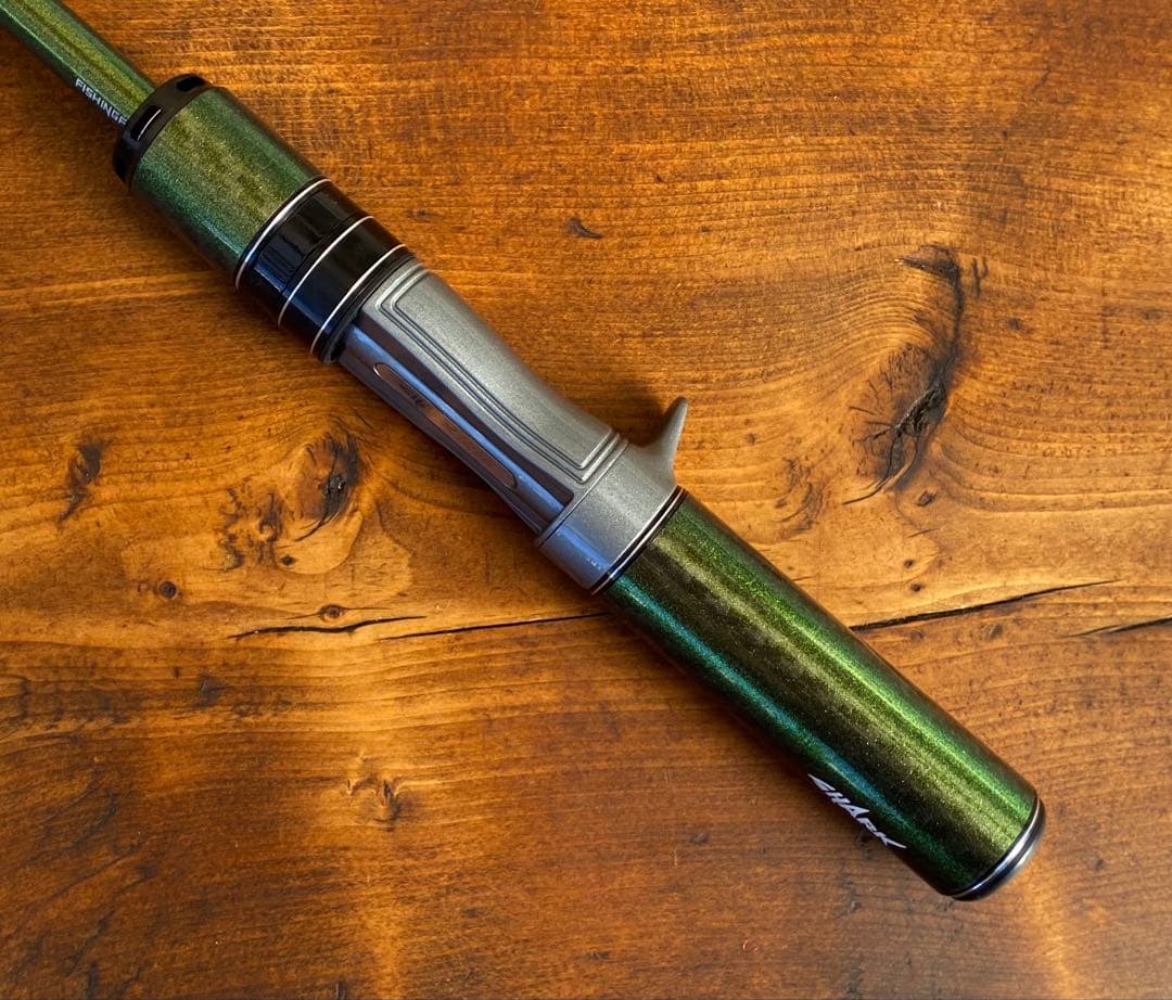 超コンパクト　トラウトロッド　5ft6inchベイトロッド グリーン　渓流釣り