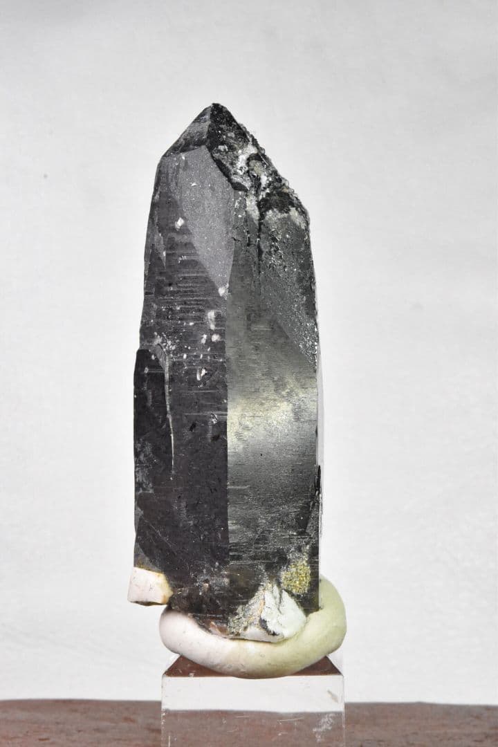 最新産出！ 岐阜県中津川市蛭川田原産 モリオンに近いスモーキークォーツ01