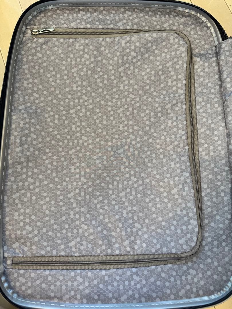 サムソナイト　コスモライト　55cm 36L