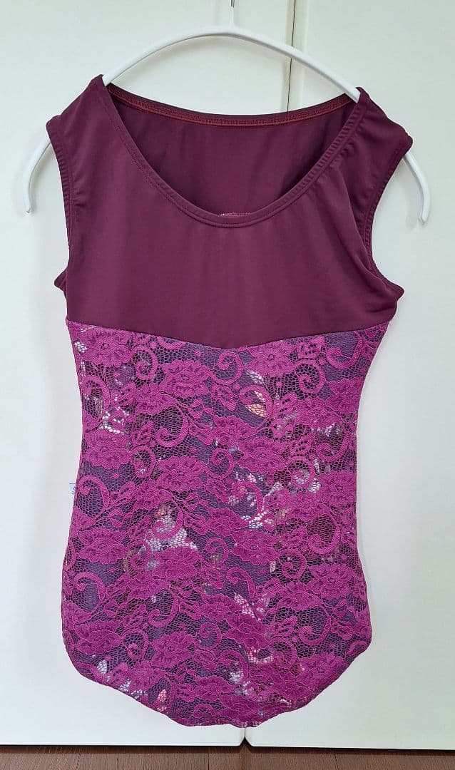 ラベラ　パープル レース模様 バレエ　 レオタード