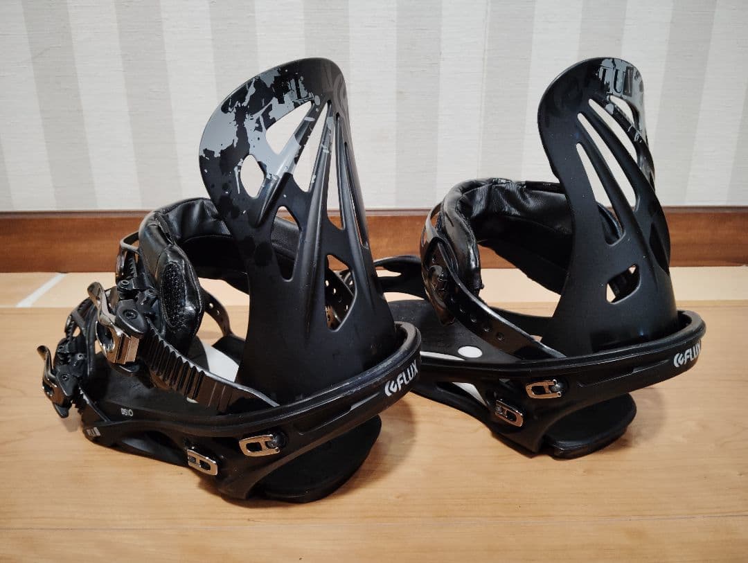 FLUX DS3O 黒 ビンディング M