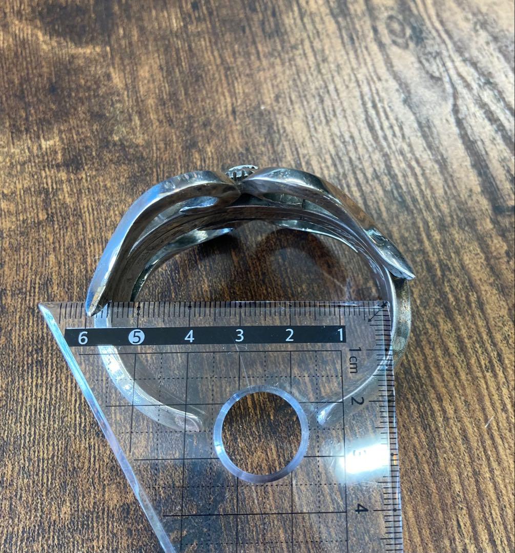 専用　ビッグハンド　big hand　バングル　ホワイトバッファロー