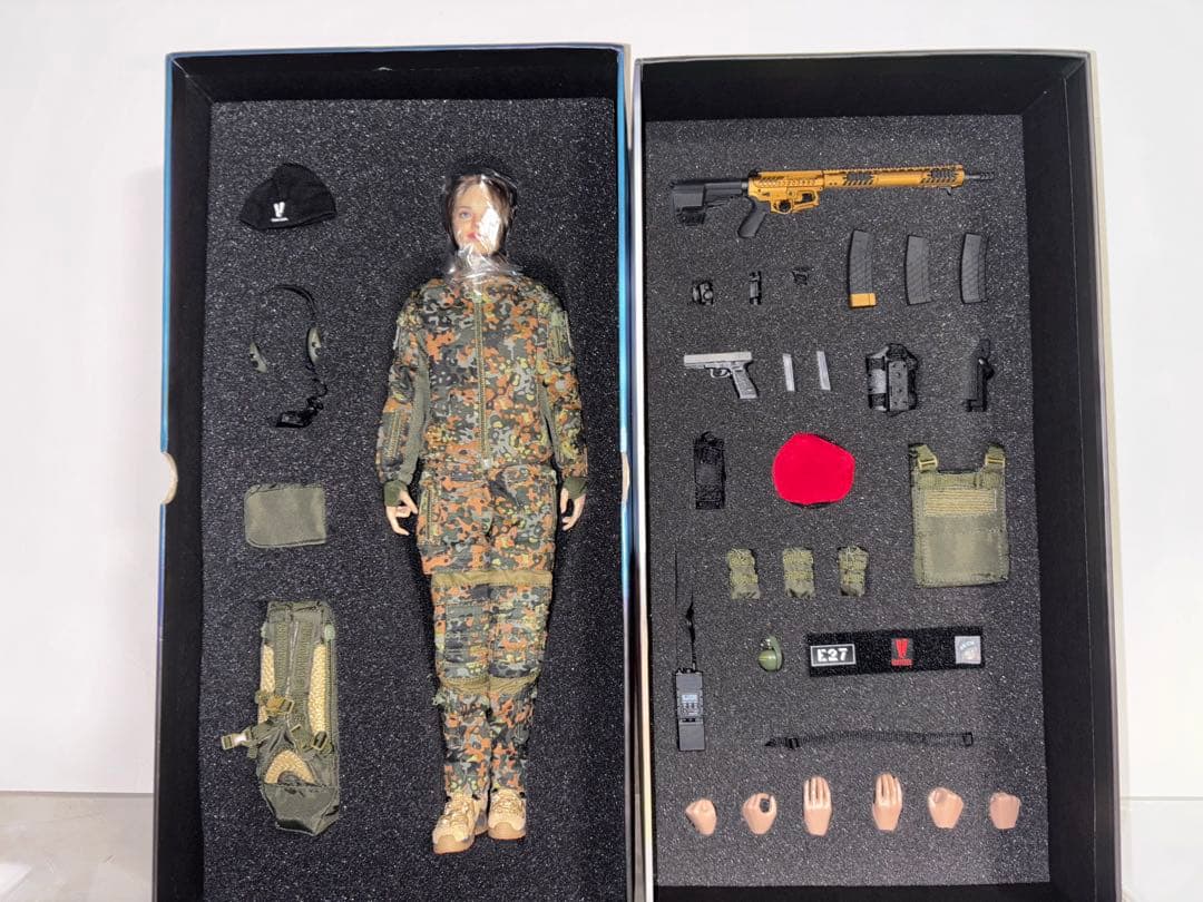 FLECKTARN KERR 1/6スケール女性兵士ミリタリー フィギュア - メルカリ