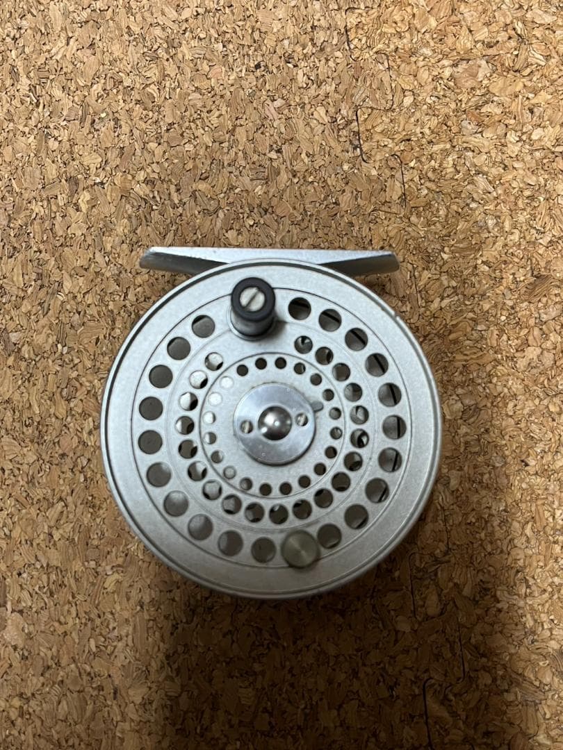 カンタータ　フライフィッシング　フライロッド　フライリール