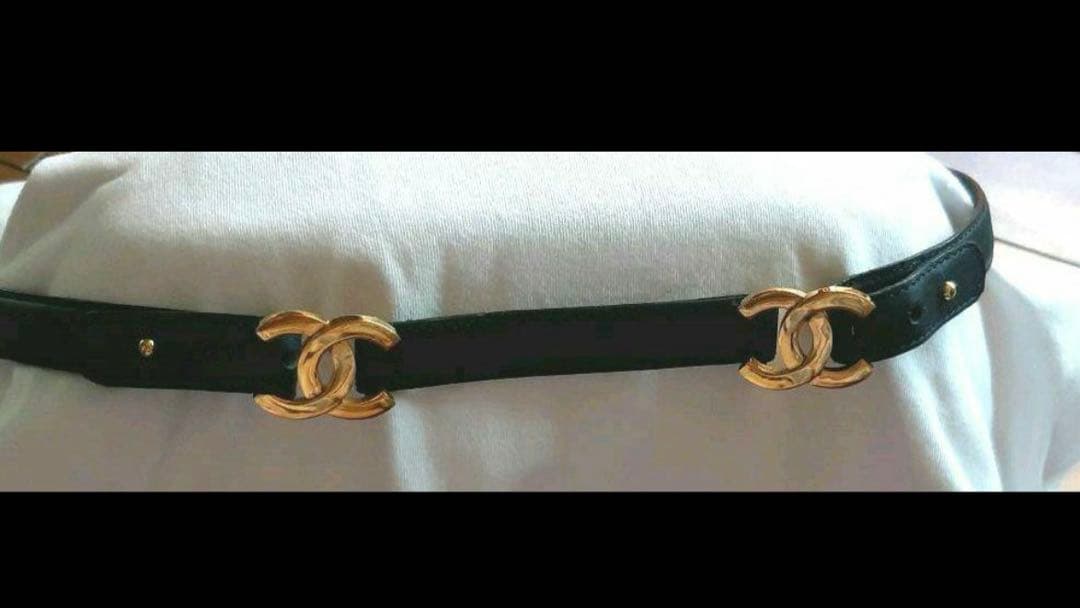〈CHANEL(シャネル)〉ダブルココマークベルト