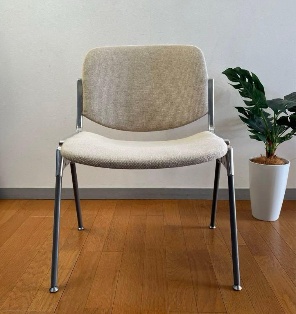 イタリア ヴィンテージ カステリチェア ① スタッキング ミッド