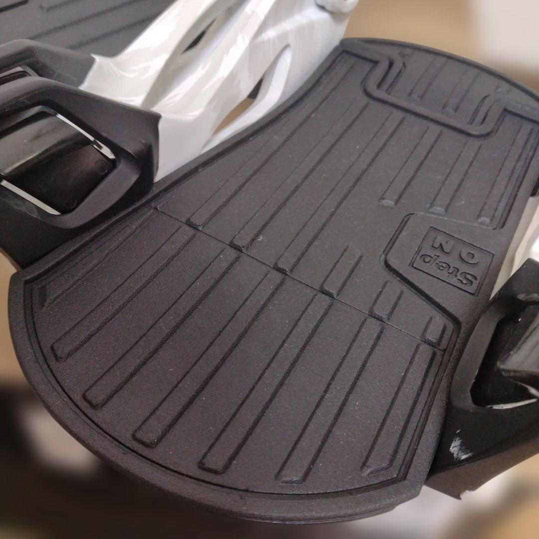 専用【24-25】バートン ステップオン Re:Flex Sサイズ バイン