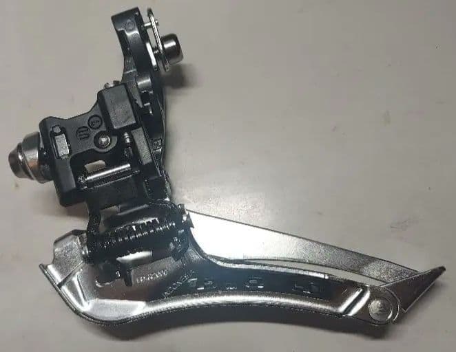 シマノ クラリスR2000ドロップバー/メカニカルディスクブレーキセット