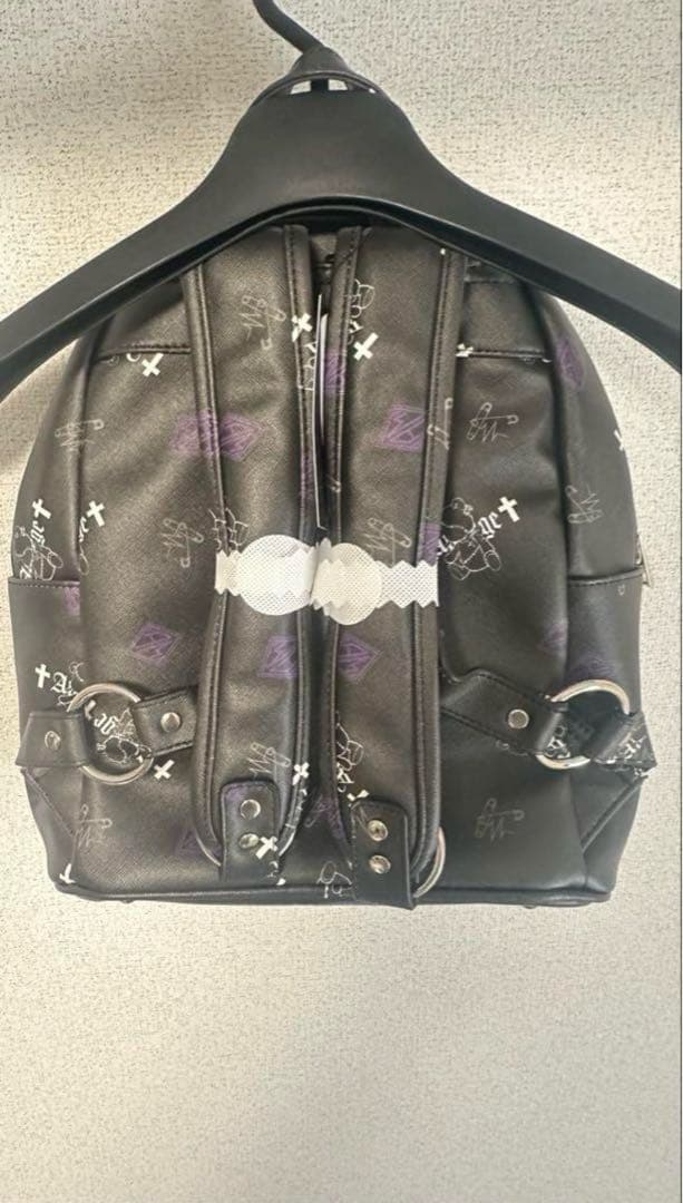 新品未使用くぎベア 総柄プリントリュック Amilige アミリージュ レフレム