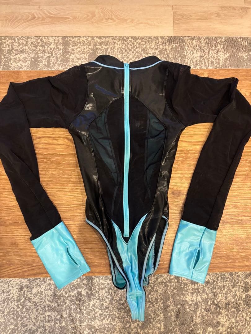 【美品】parfaite パルフェット ロングスリーブボディスーツ 競泳水着