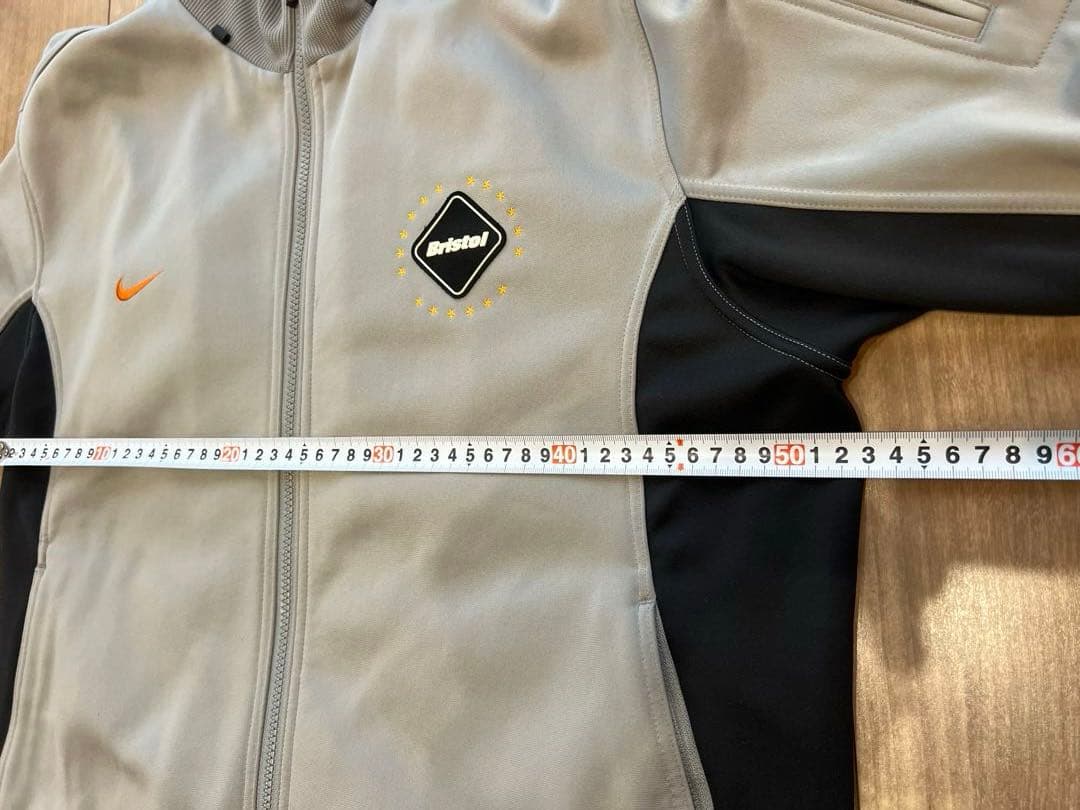 F.C.Real Bristol NIKE コラボトラックジャケット ジャージ