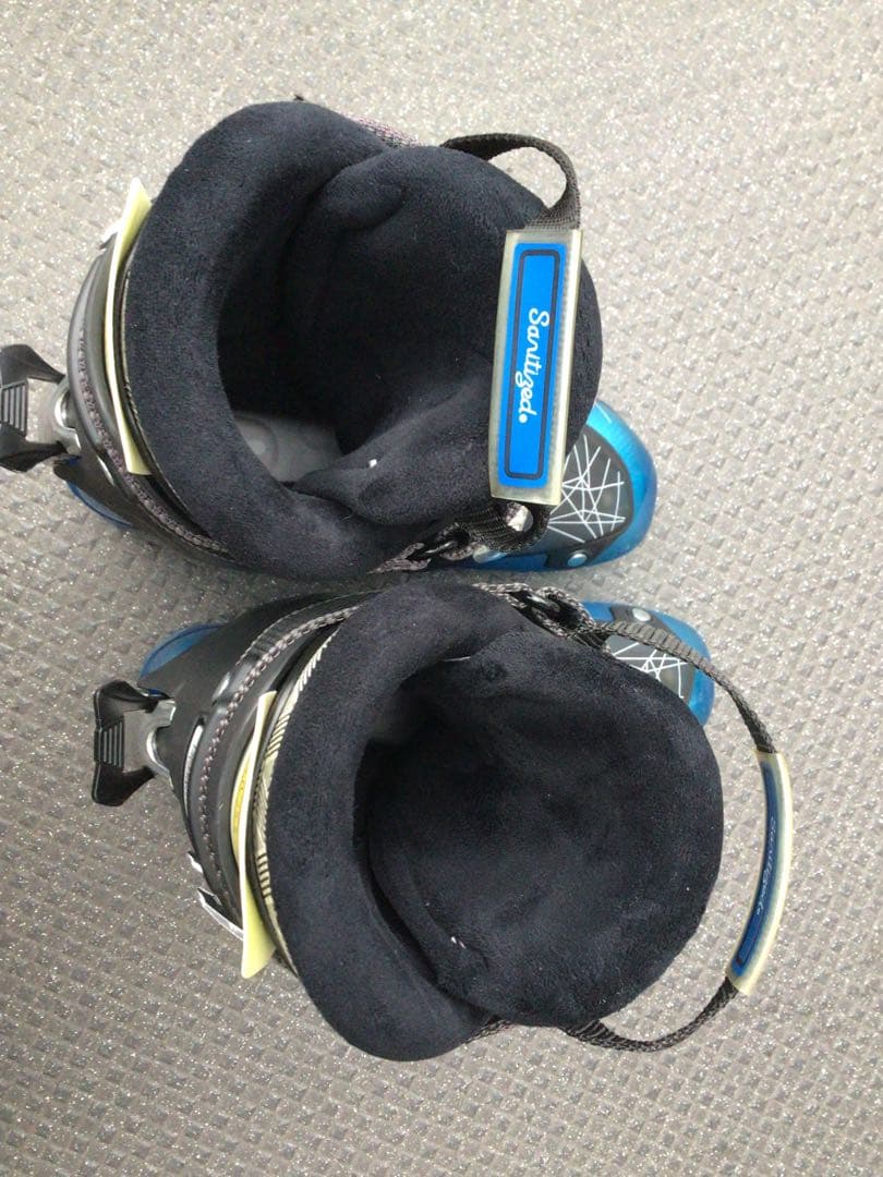 ⚠️ＡＴＯＭＩＣ　ＷＡＹＭＡＫＥＲ　スカイブルー　中古ブーツ25.5cm