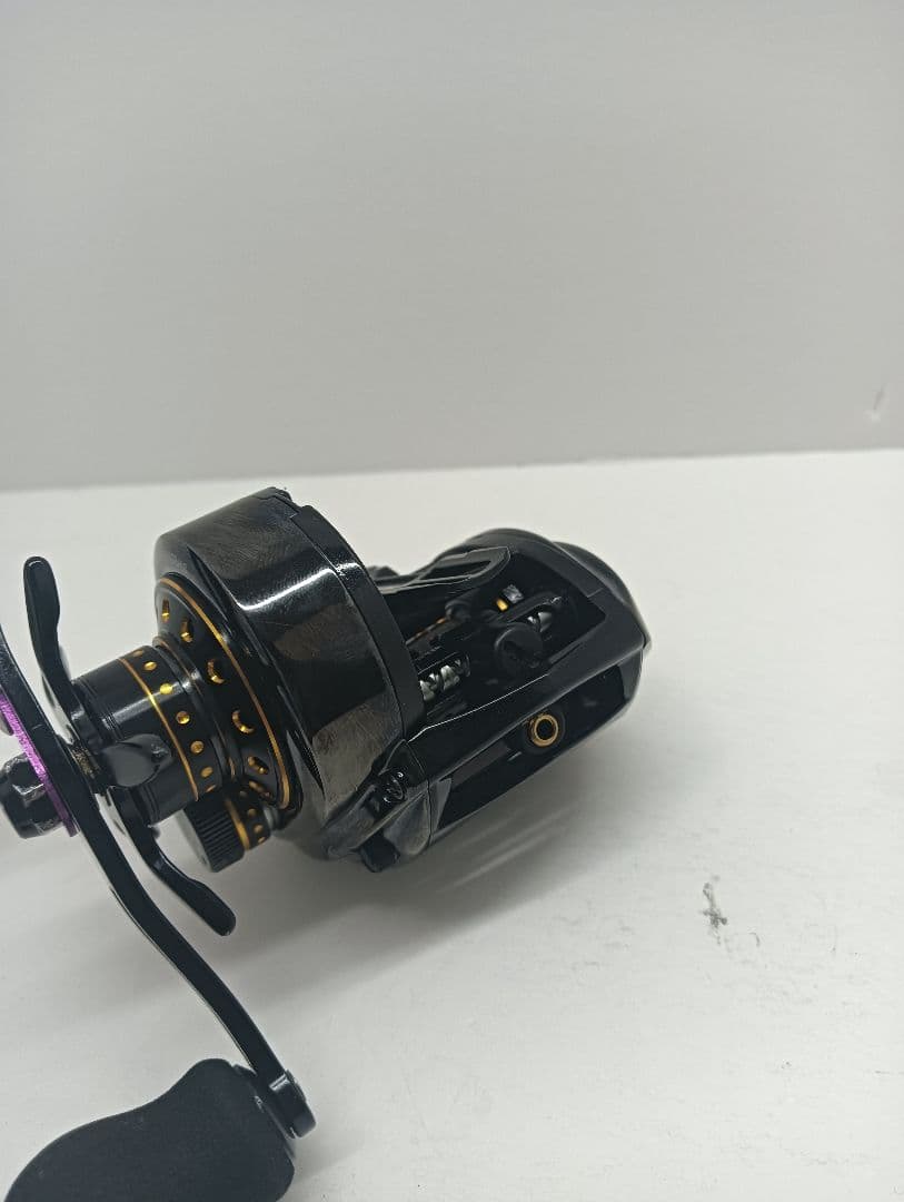 レボ　ブラック9 L revo BLACK9 アブガルシア　左