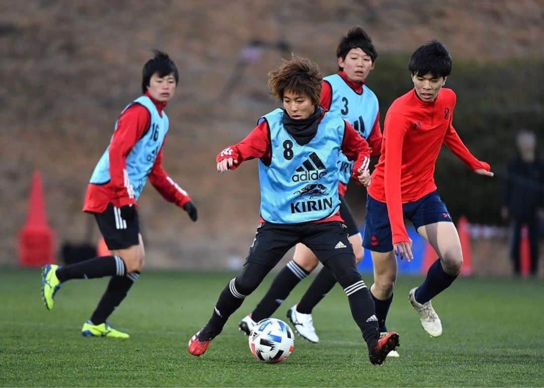 岩渕真奈 直筆サイン 実使用スパイク 日本代表 なでしこジャパン 証明