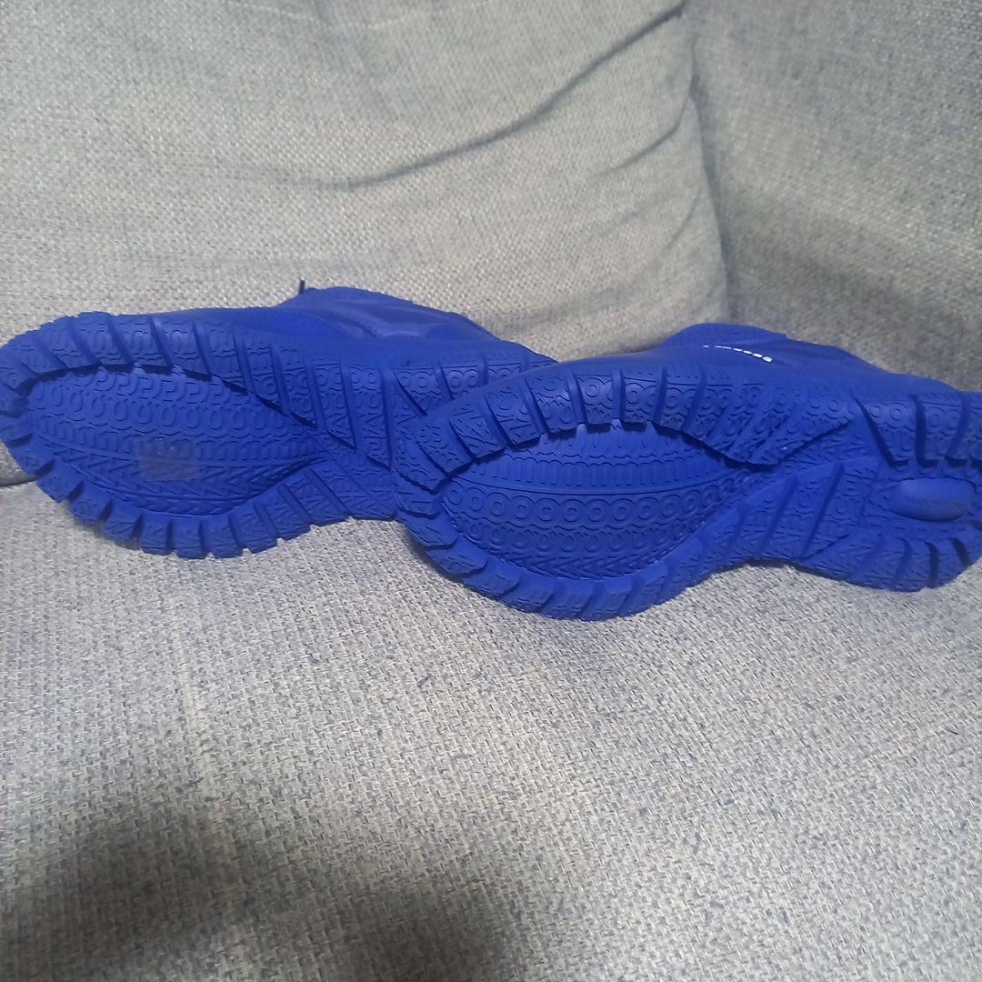 じゅんなめMARC JACOBS 青 スニーカー