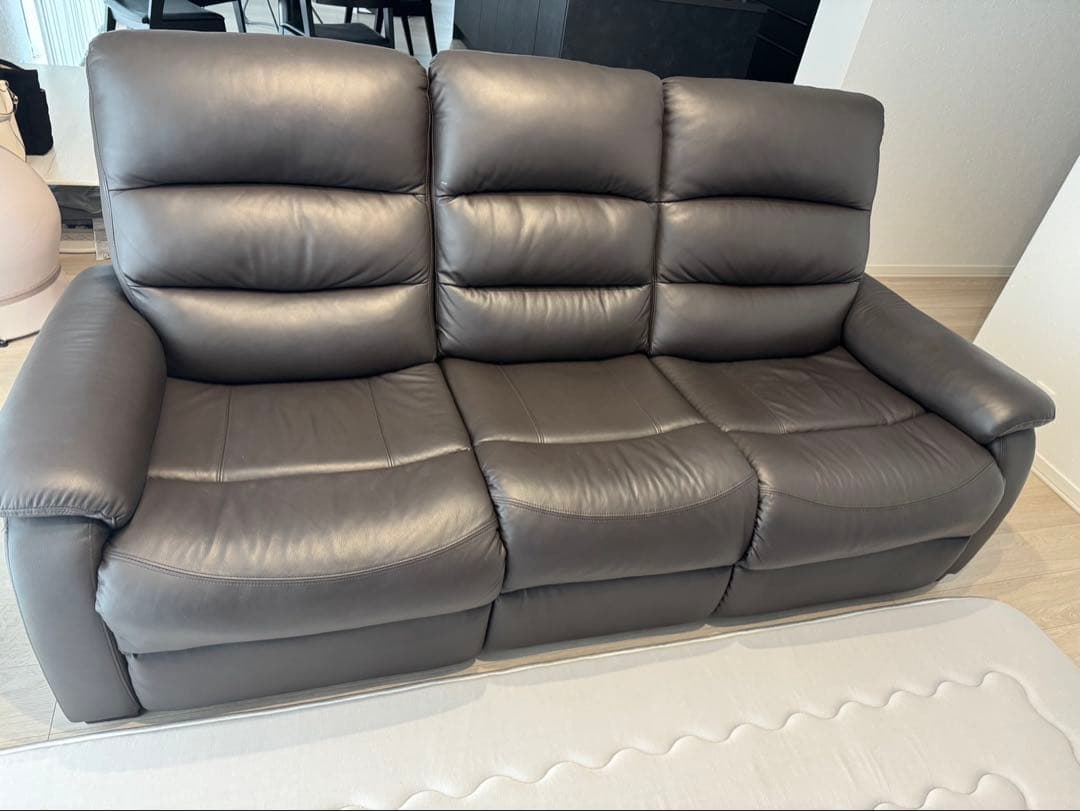 【美品】電動リクライニングソファ（3人掛け）　ニトリ