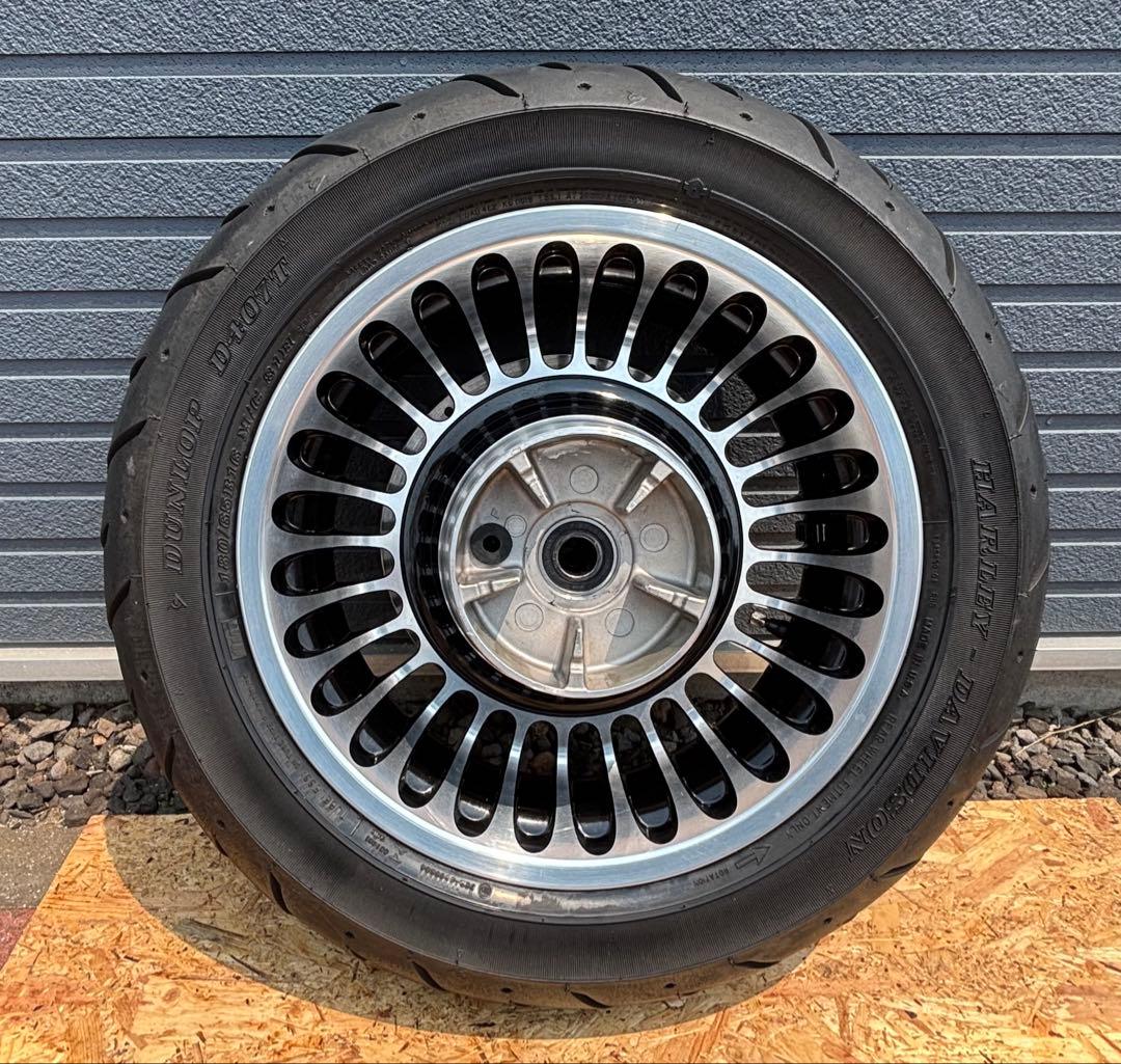 年末在庫処分　ハーレーダビッドソン　ツーリングモデル純正バリ溝中古リアホイール！