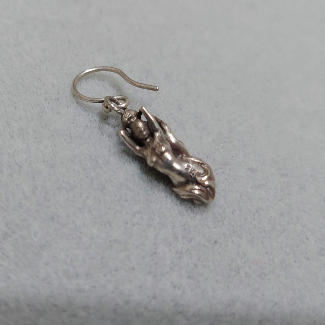 フロワティエドール ピアス