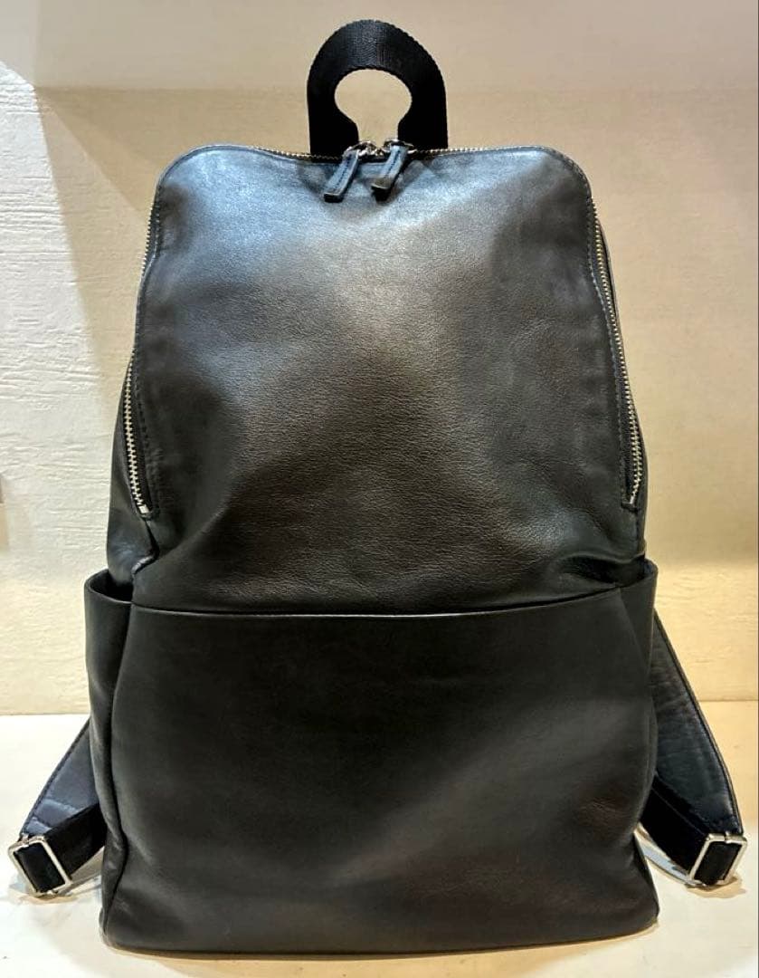 【美品】GALLARDAGALANTE レザーバックパック　リュック　A4可　黒