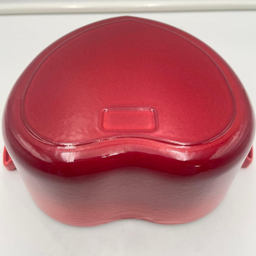 美品　ル・クルーゼ ココット・ダムール ハート型鍋 2.0L チェリーレッド