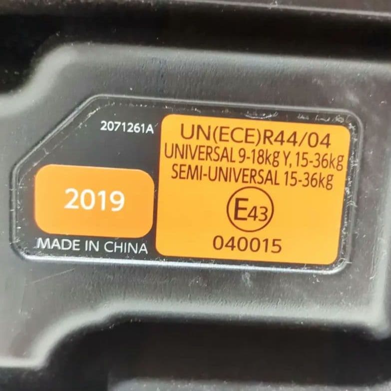 【良品】エールベベ パパット2 プレミアム isofixジュニアシート