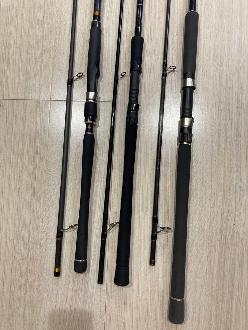 鏡*牙様 ショアジグ用ロッド3本セット（竿カバー、カラナビ、リール付き）