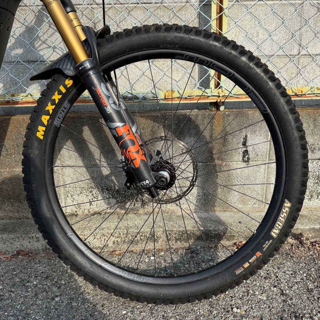 SANTA CRUZ HECKLER CC｜ E-MTB｜フルカスタム｜マレット