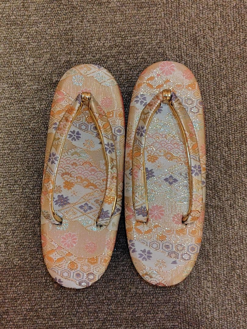 【お値下げ中】【現物の着画あり（前・後）】肩上げ済み！七五三 着物フルセット