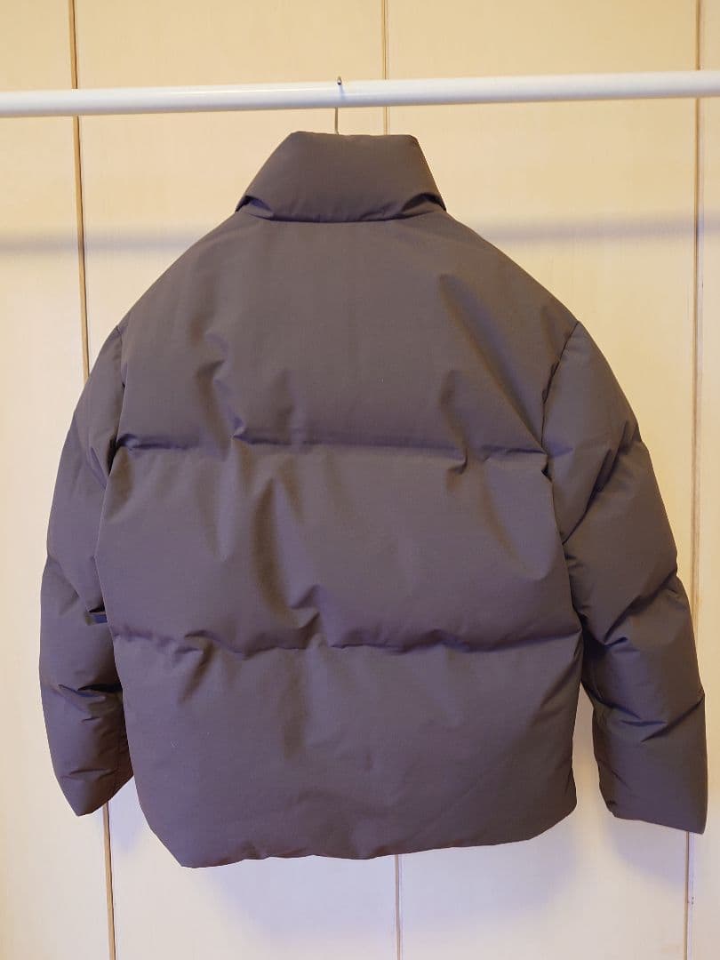 ユニクロ　シームレスダウンジャケット　Lサイズ ダークブラウン