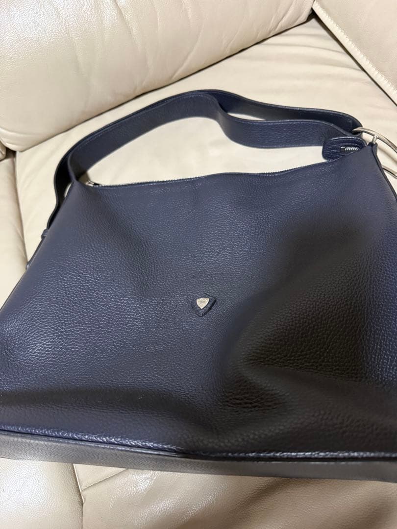 聖*也様 (美品)CHAMBORD SELLIER 2way ショルダー NAV