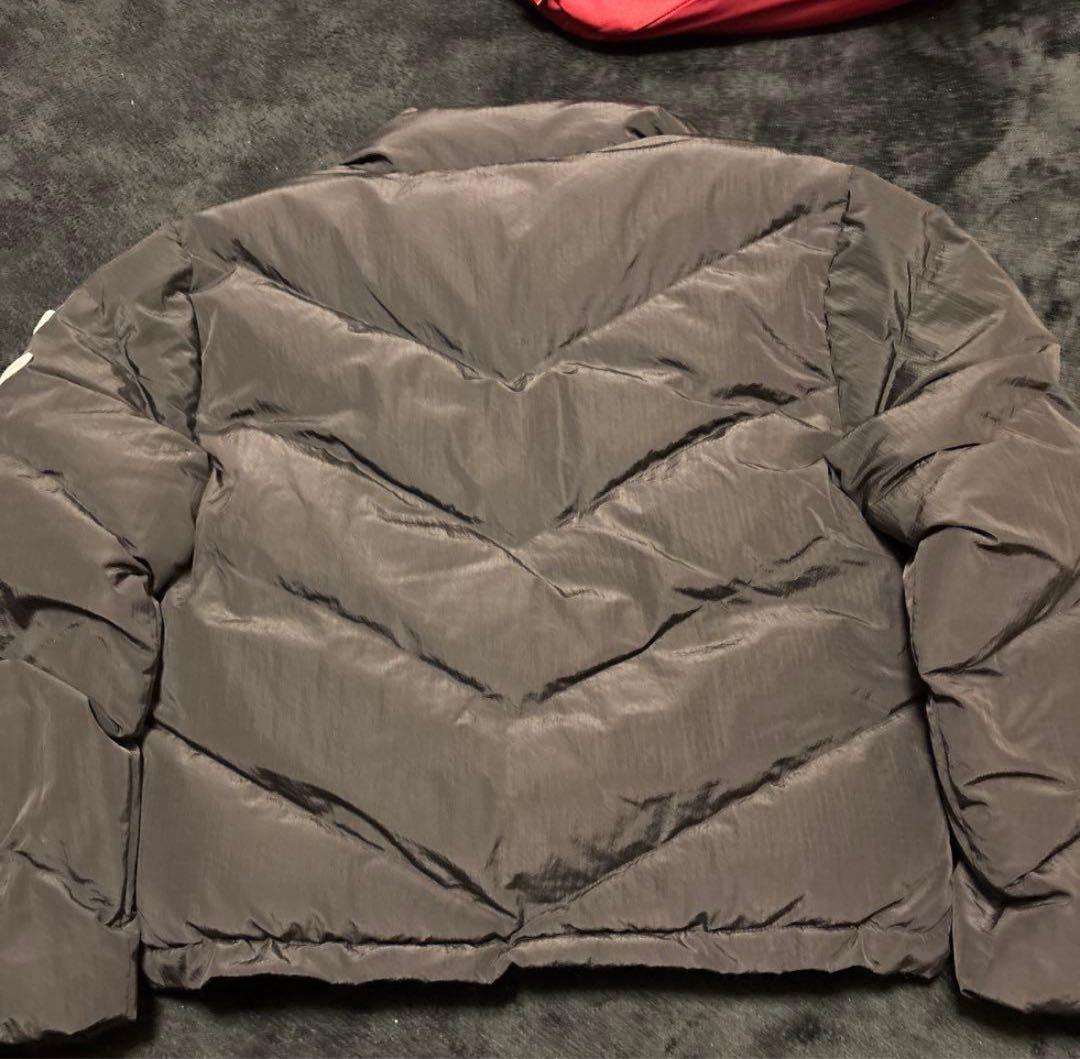 【美品】最安値 トラップスター trapstar ダウン 黒 ブラック